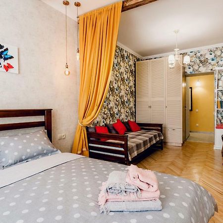 Honey Pie Apartment Lviv Exterior photo